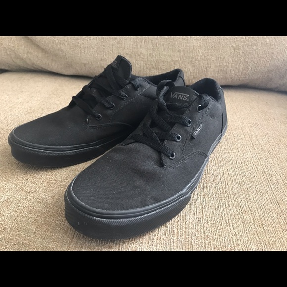 vans era trainers black